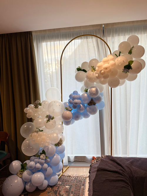 Balloon arch