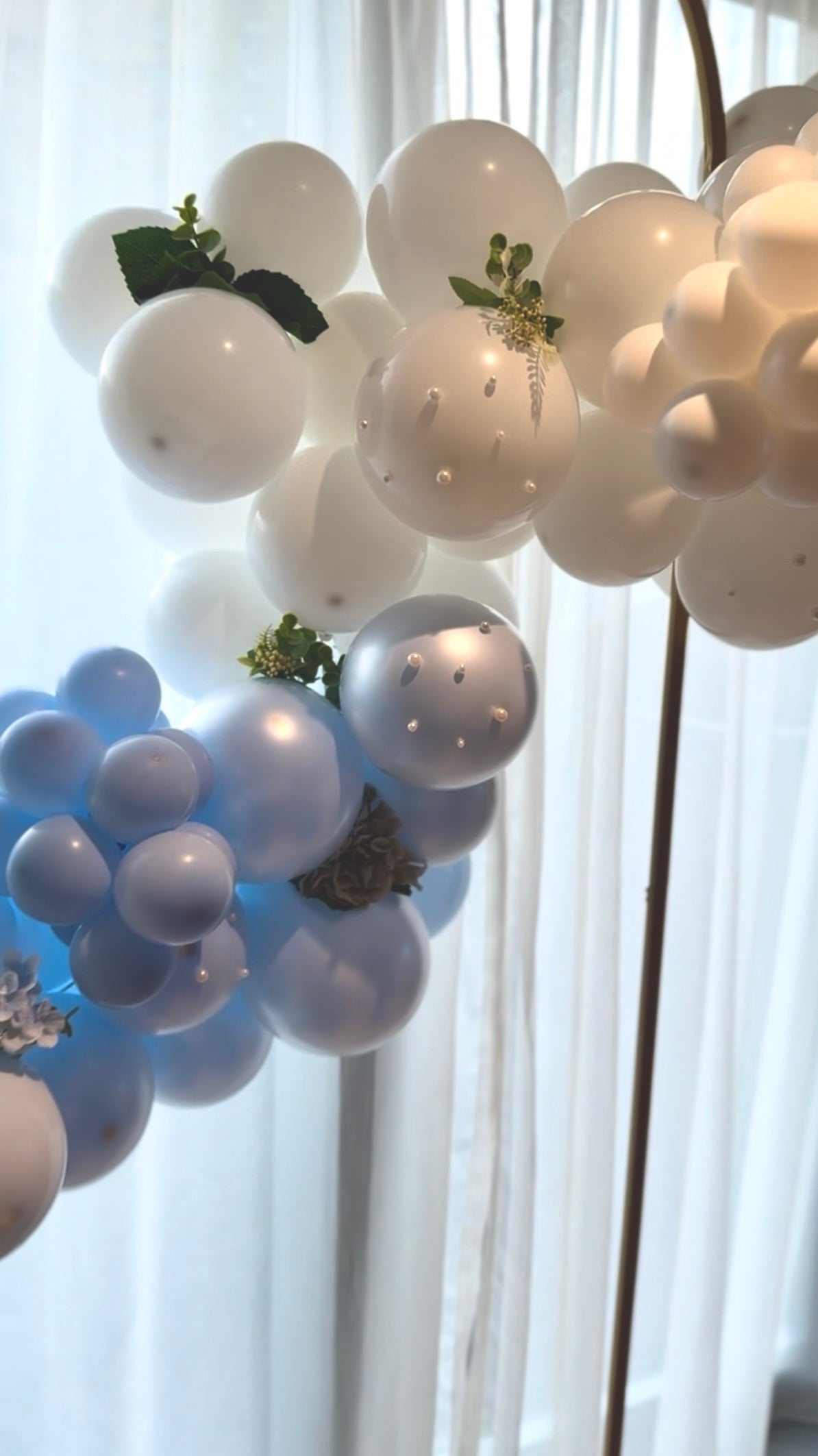 Balloon arch
