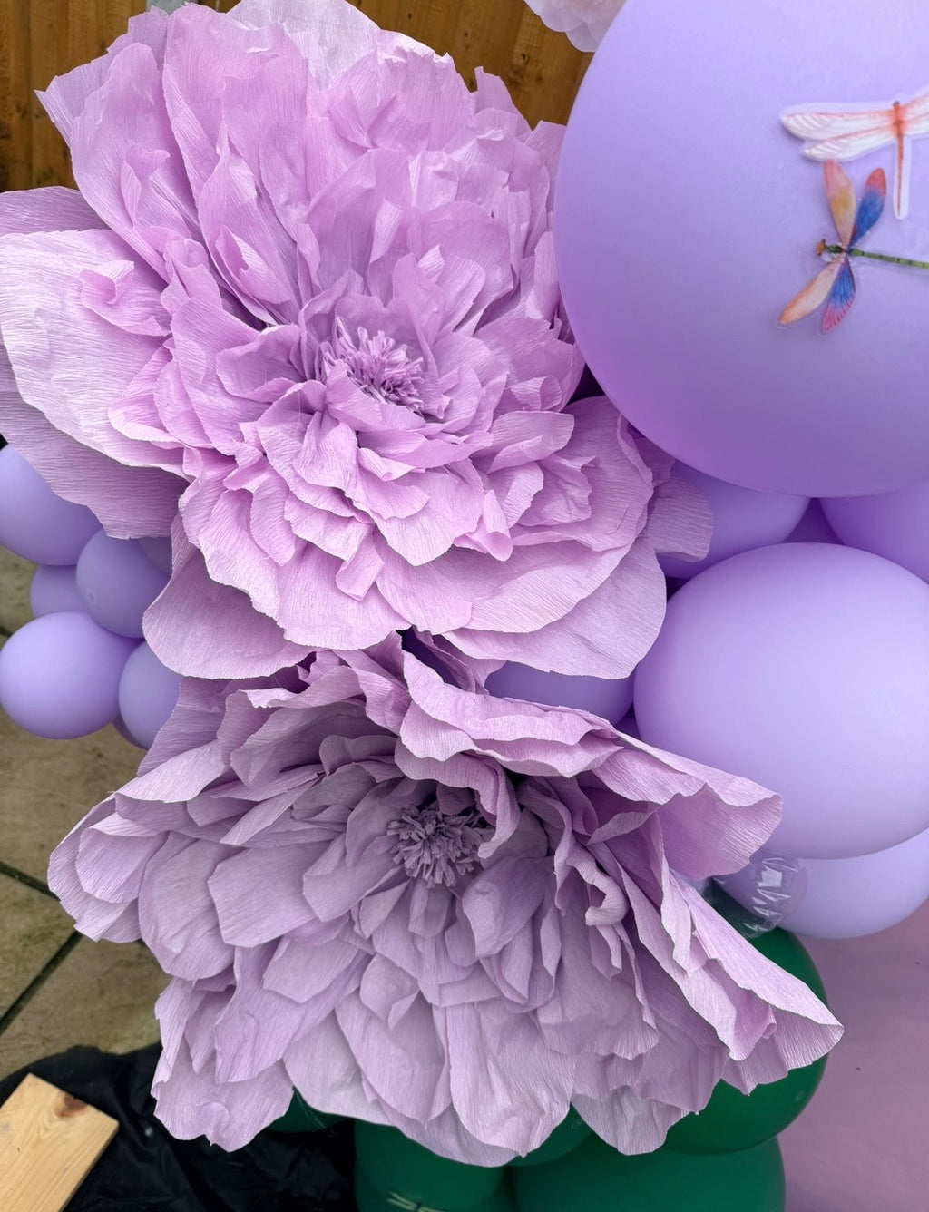Personalised balloon theme
