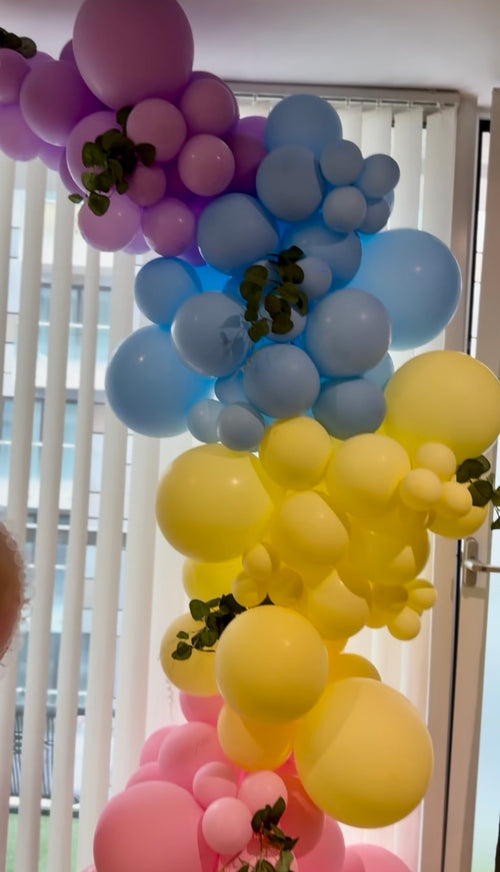 Number stack with garland