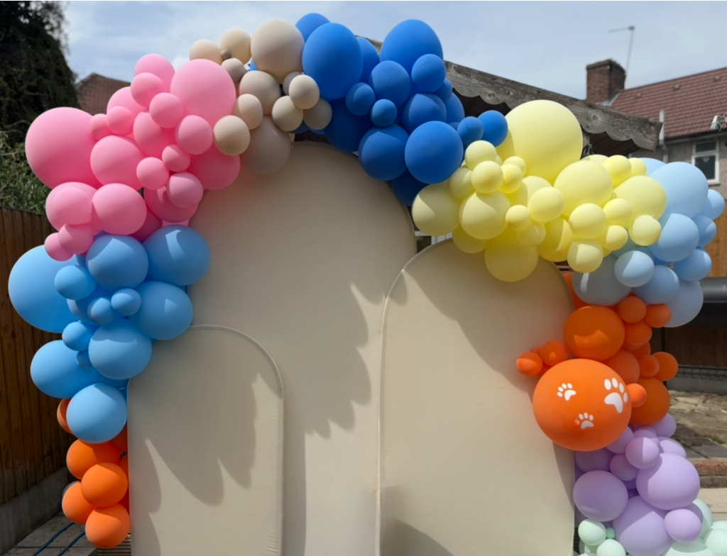 Balloon garland